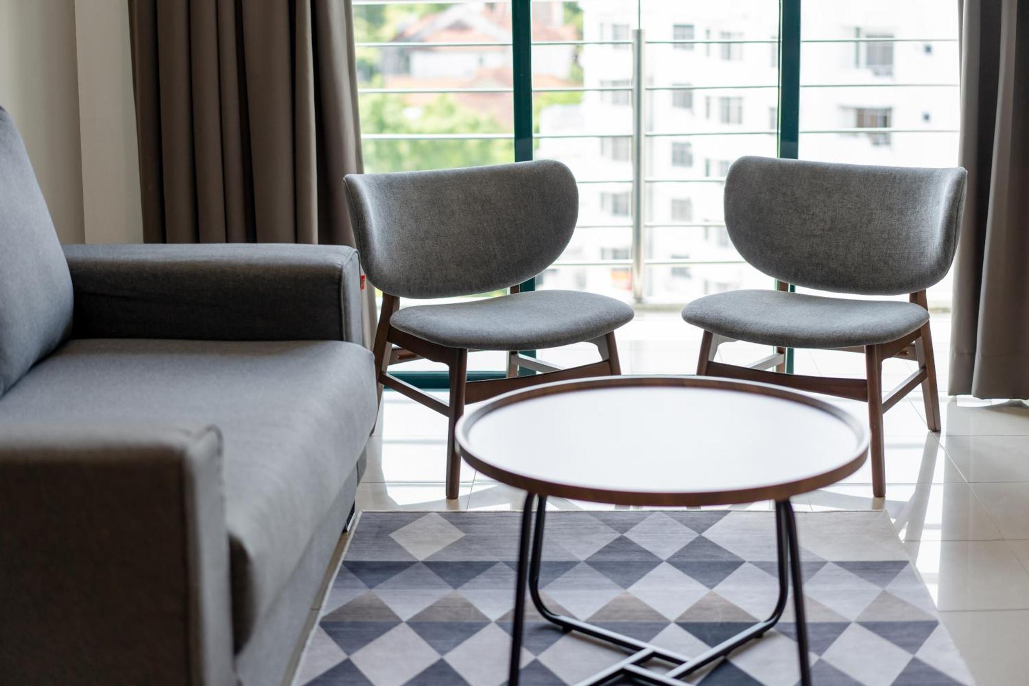 Golden View Serviced Apartments Tanjung Tokong Exteriör bild