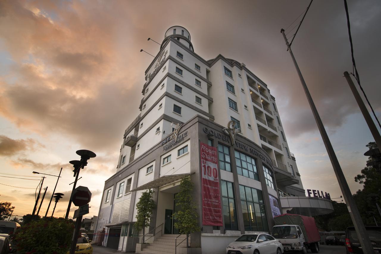 Golden View Serviced Apartments Tanjung Tokong Exteriör bild