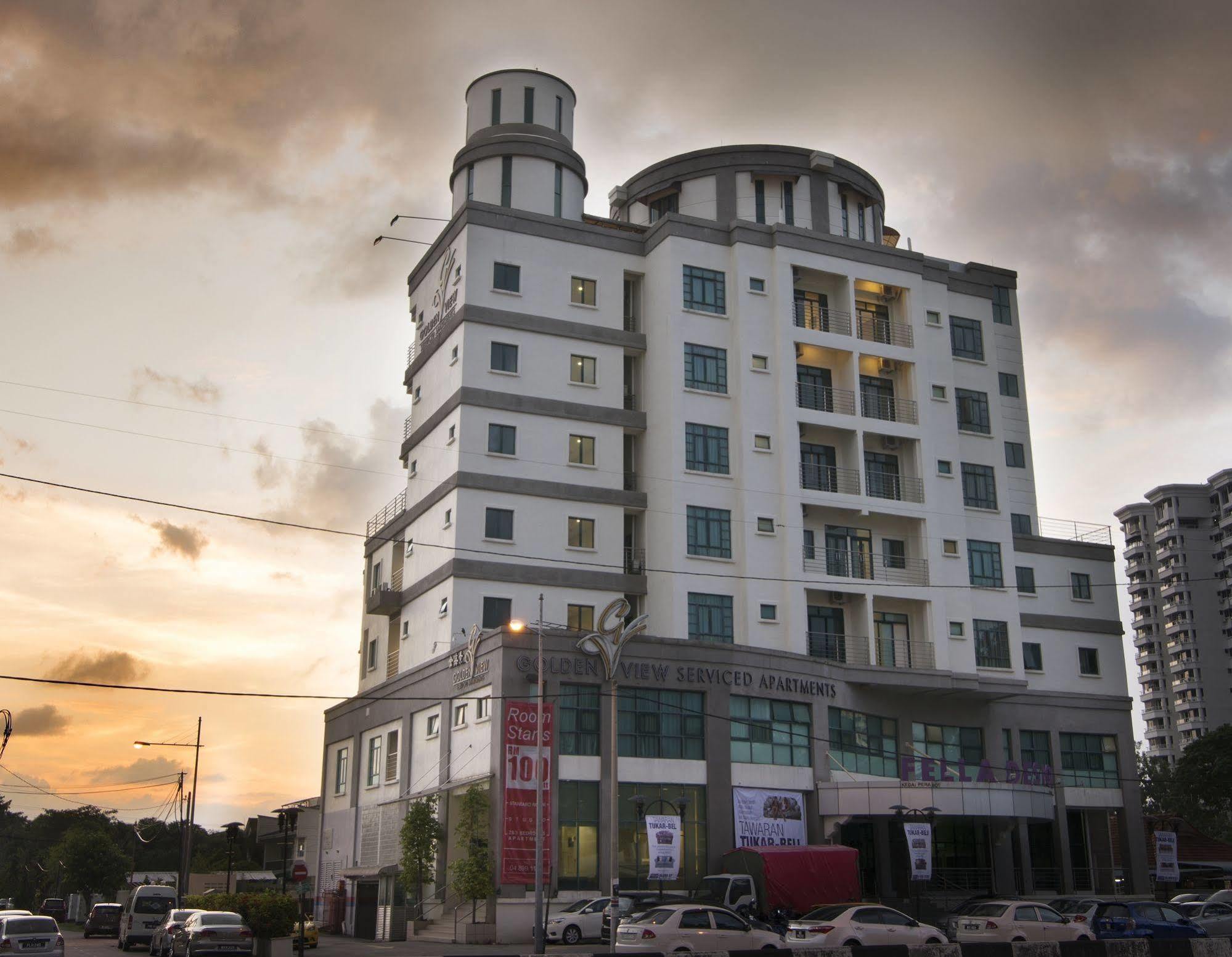 Golden View Serviced Apartments Tanjung Tokong Exteriör bild